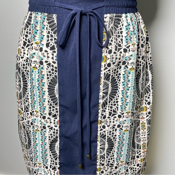 Adelyn Rae | Sleeveless Print Mini Dress | Women’s Size 6 | Navy & Multi pattern - Picture 4 of 12